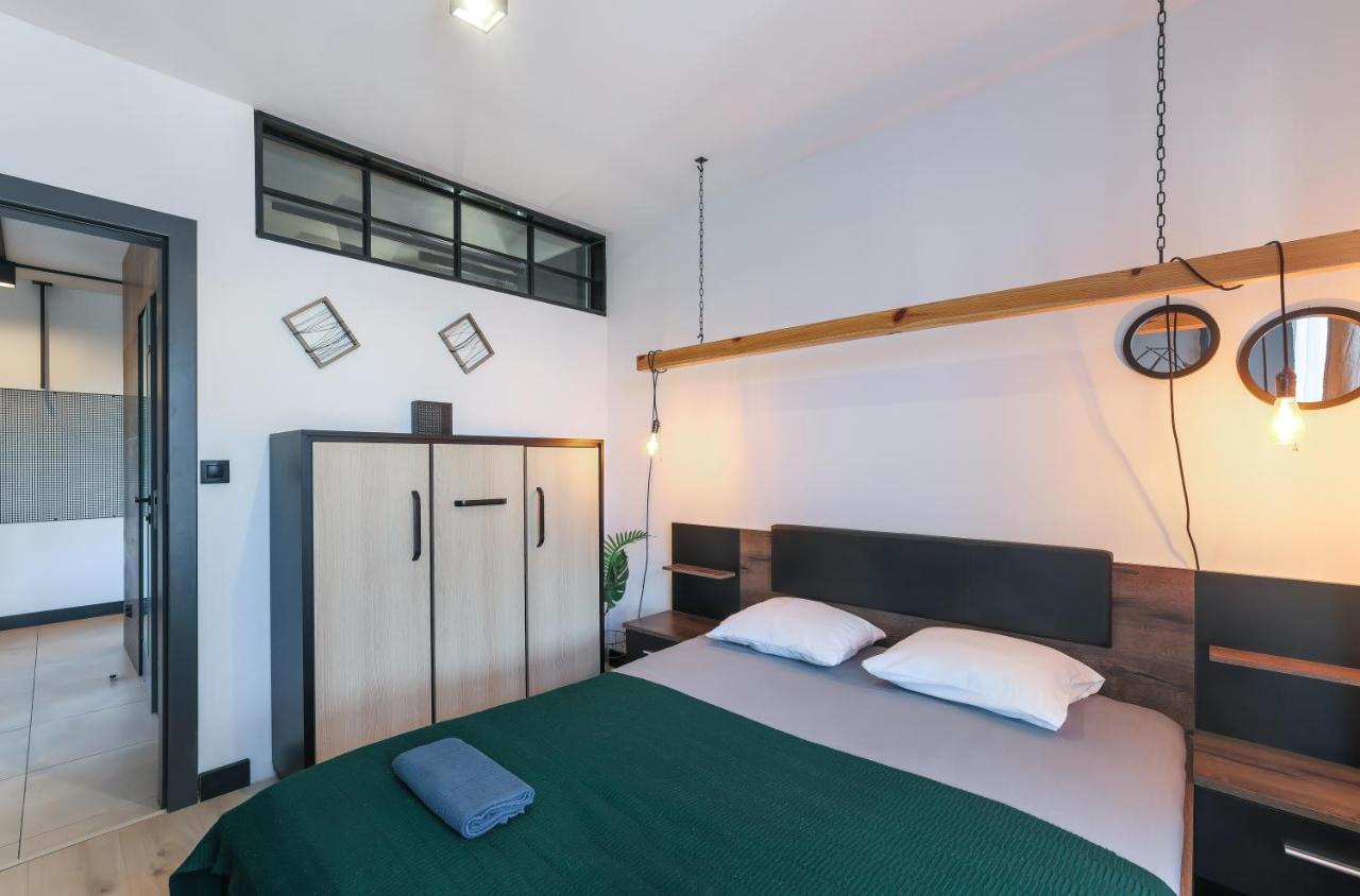 Apartmarte- Oldtown Apartment With Garden Gdansk Exterior photo