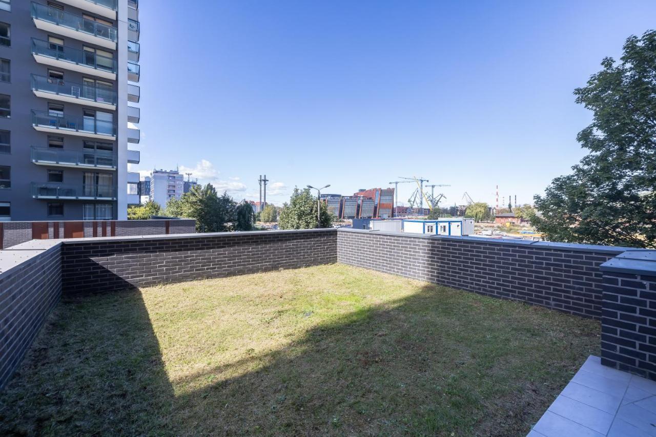 Apartmarte- Oldtown Apartment With Garden Gdansk Exterior photo